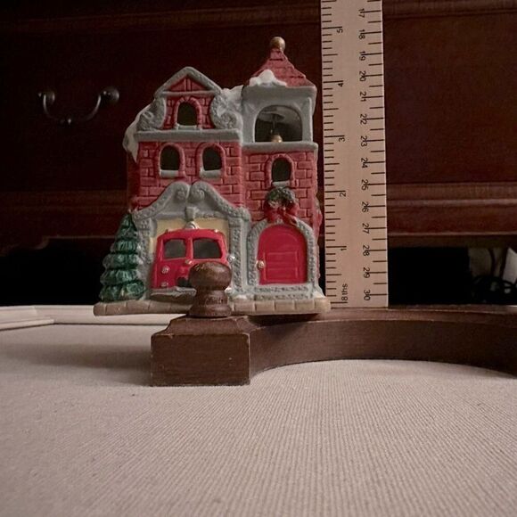 Vintage Ceramic Christmas Village brick firehouse w bell. - Picture 6 of 7